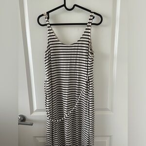 H&M black and white striped maternity maxi dress size small